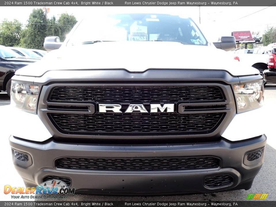 2024 Ram 1500 Tradesman Crew Cab 4x4 Bright White / Black Photo #10