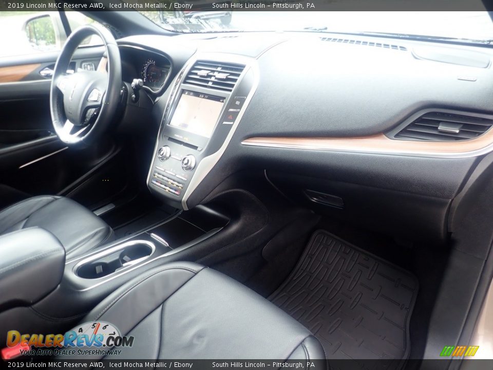 Dashboard of 2019 Lincoln MKC Reserve AWD Photo #12