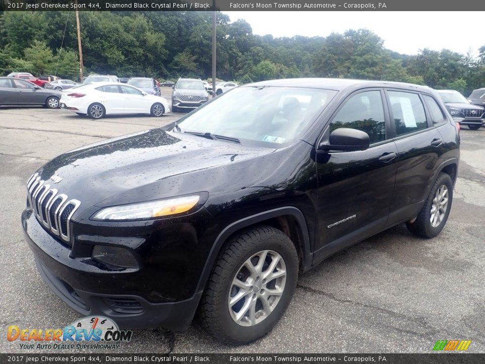 Front 3/4 View of 2017 Jeep Cherokee Sport 4x4 Photo #1