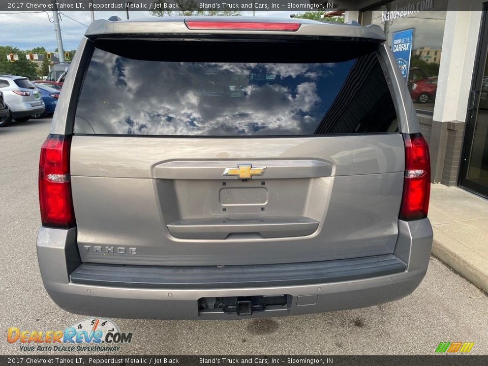 2017 Chevrolet Tahoe LT Pepperdust Metallic / Jet Black Photo #4