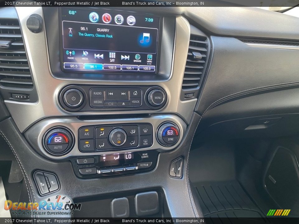 2017 Chevrolet Tahoe LT Pepperdust Metallic / Jet Black Photo #16