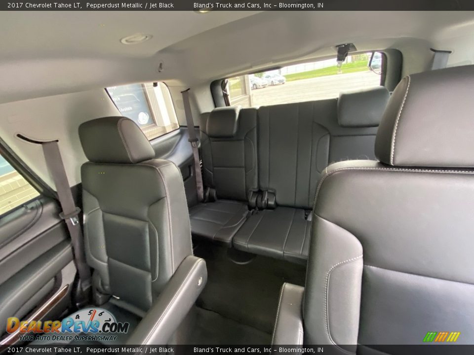 2017 Chevrolet Tahoe LT Pepperdust Metallic / Jet Black Photo #28