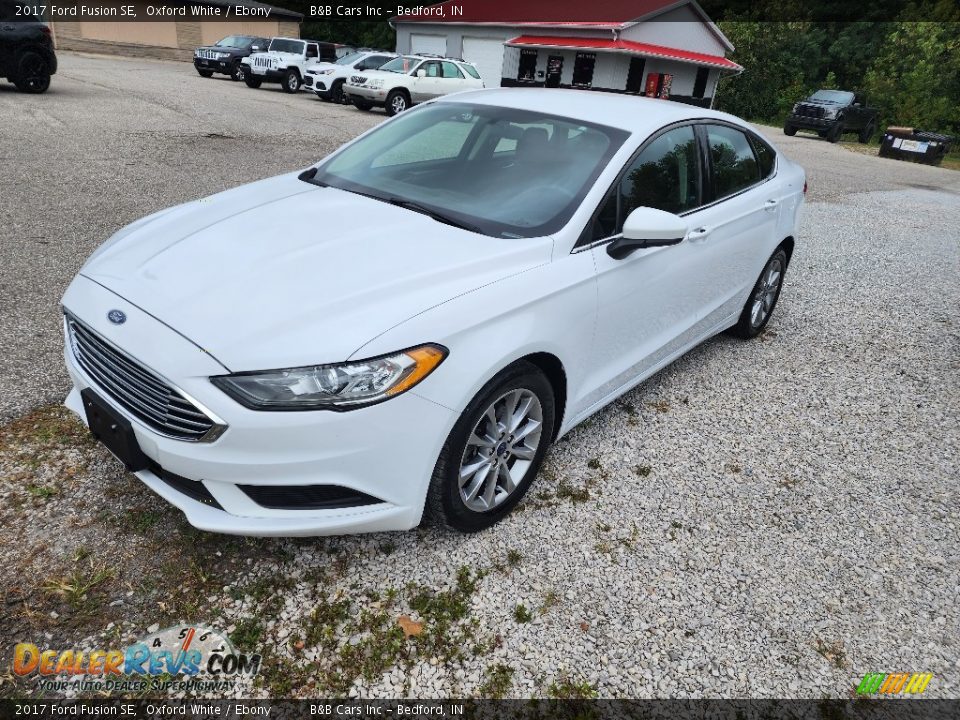 2017 Ford Fusion SE Oxford White / Ebony Photo #3