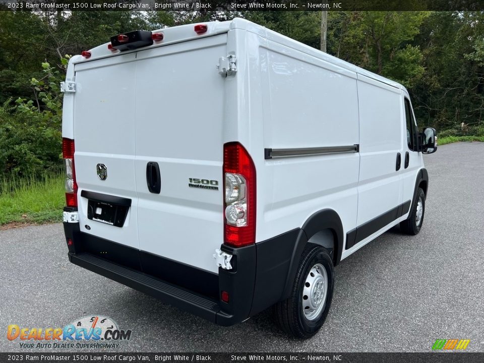 2023 Ram ProMaster 1500 Low Roof Cargo Van Bright White / Black Photo #6