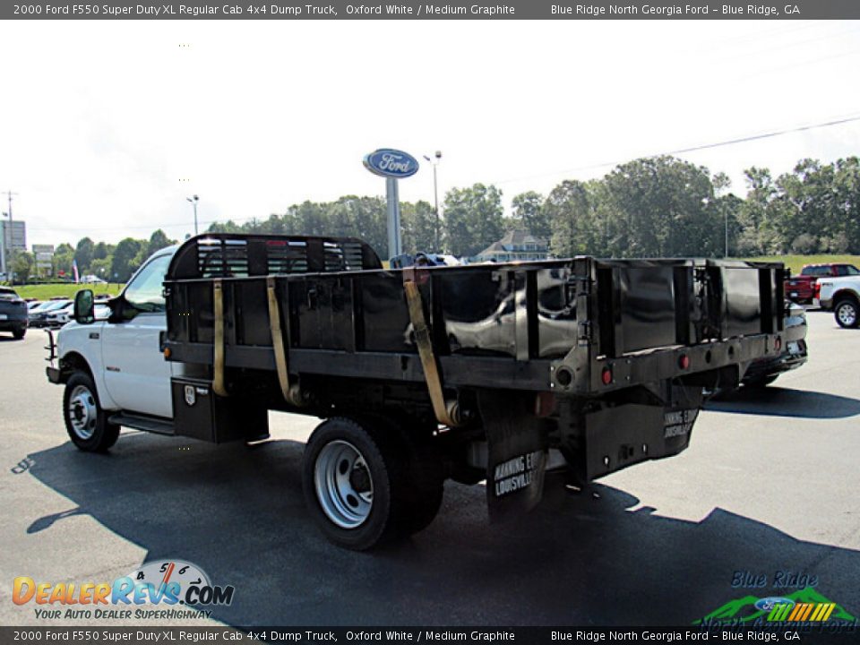 2000 Ford F550 Super Duty XL Regular Cab 4x4 Dump Truck Oxford White / Medium Graphite Photo #3