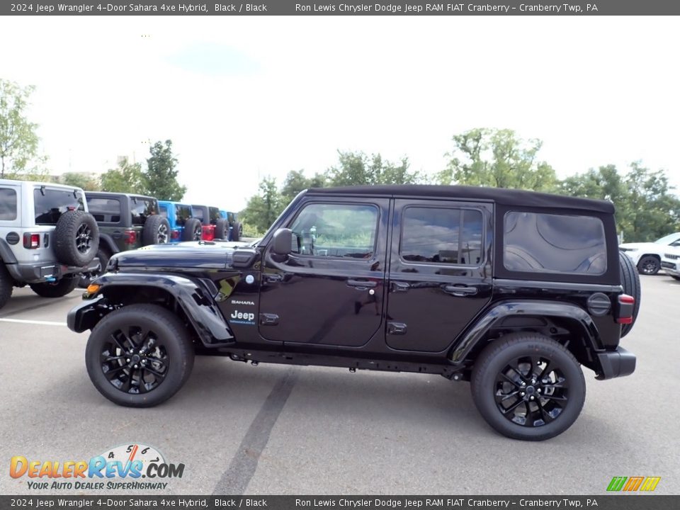 2024 Jeep Wrangler 4-Door Sahara 4xe Hybrid Black / Black Photo #2