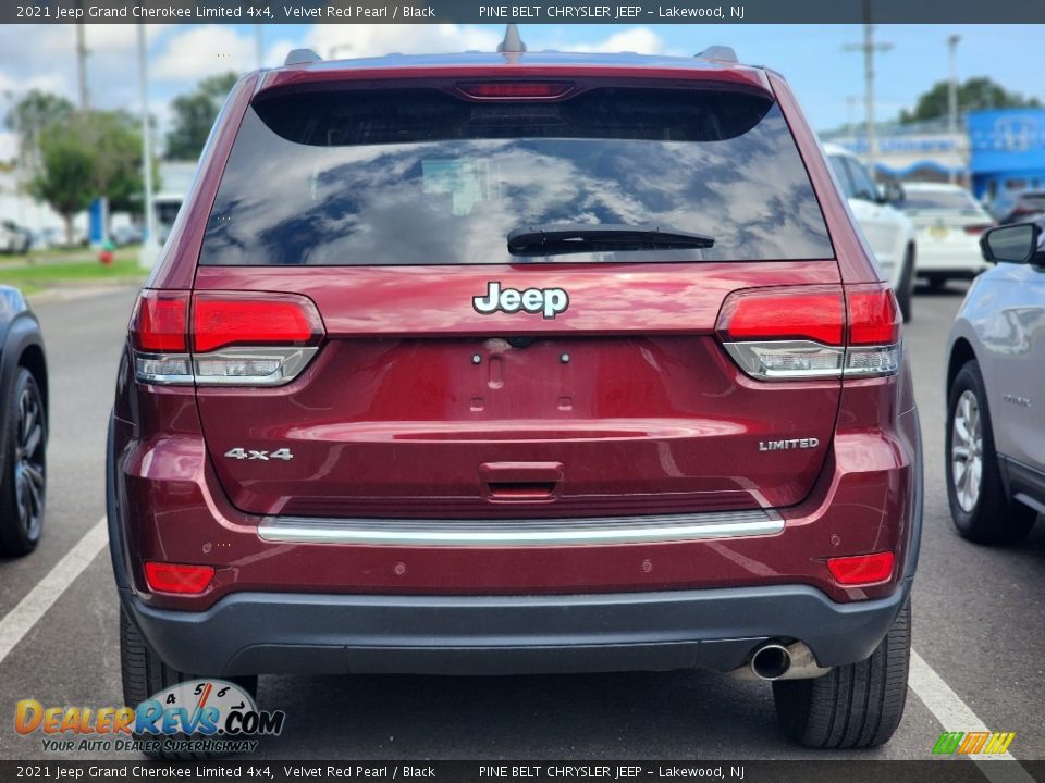 2021 Jeep Grand Cherokee Limited 4x4 Velvet Red Pearl / Black Photo #4