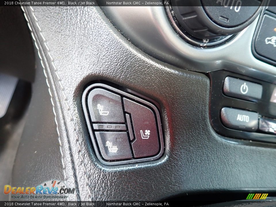 Controls of 2018 Chevrolet Tahoe Premier 4WD Photo #28