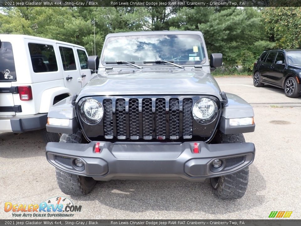 2021 Jeep Gladiator Willys 4x4 Sting-Gray / Black Photo #2