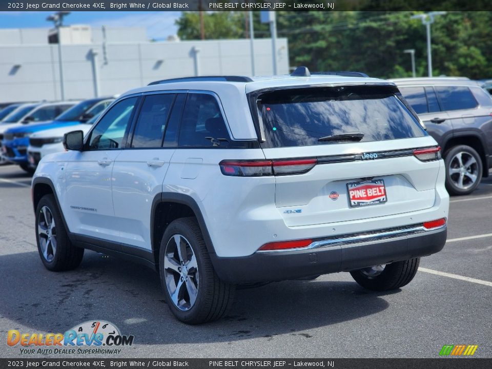 2023 Jeep Grand Cherokee 4XE Bright White / Global Black Photo #4