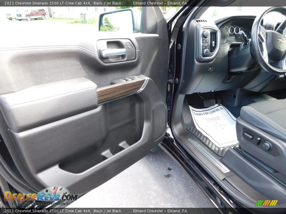 Door Panel of 2021 Chevrolet Silverado 1500 LT Crew Cab 4x4 Photo #17