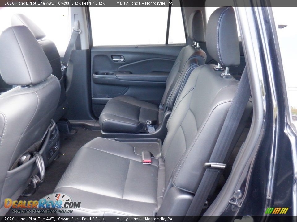 Rear Seat of 2020 Honda Pilot Elite AWD Photo #31