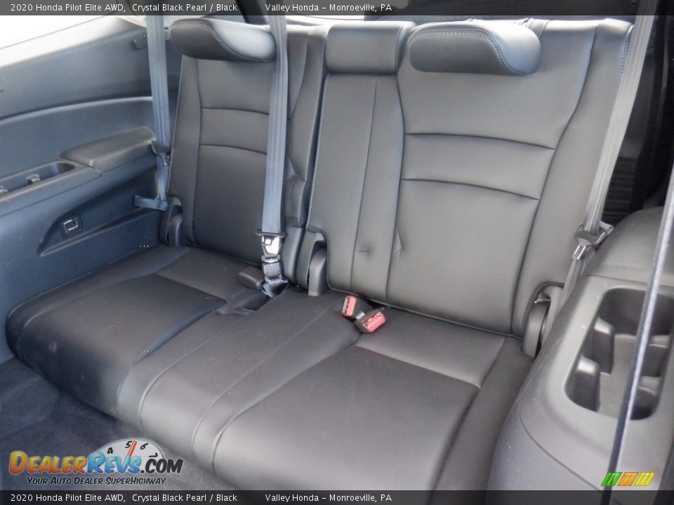 Rear Seat of 2020 Honda Pilot Elite AWD Photo #34