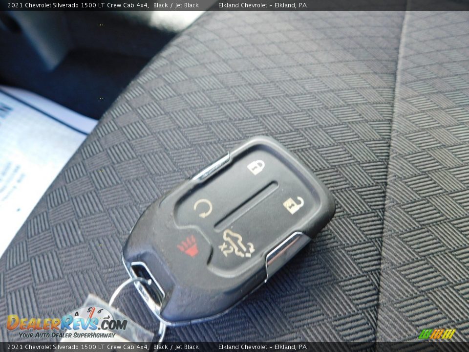 Keys of 2021 Chevrolet Silverado 1500 LT Crew Cab 4x4 Photo #27