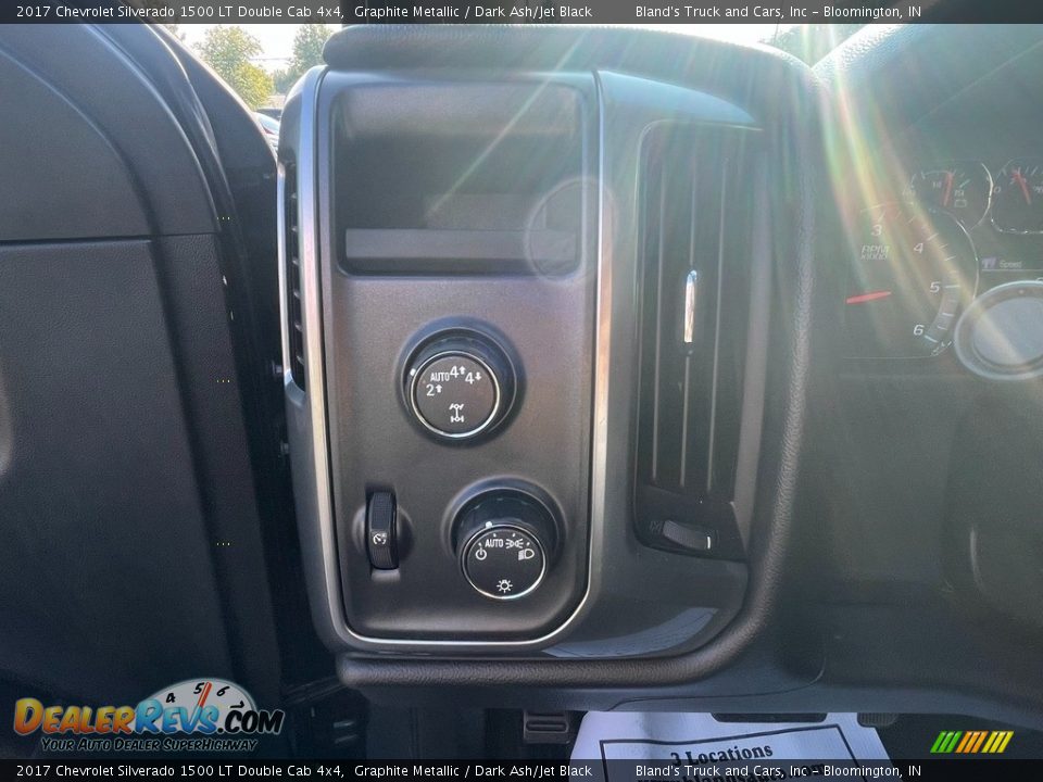 2017 Chevrolet Silverado 1500 LT Double Cab 4x4 Graphite Metallic / Dark Ash/Jet Black Photo #23