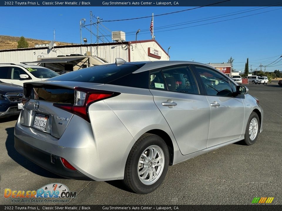 2022 Toyota Prius L Classic Silver Metallic / Black Photo #6