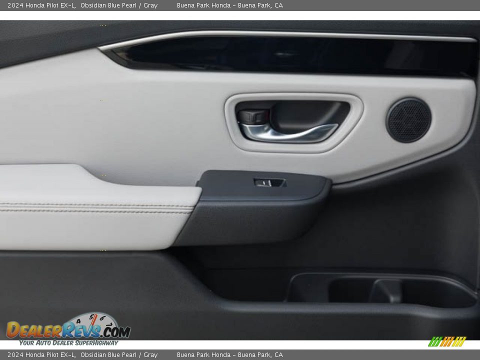 Door Panel of 2024 Honda Pilot EX-L Photo #35