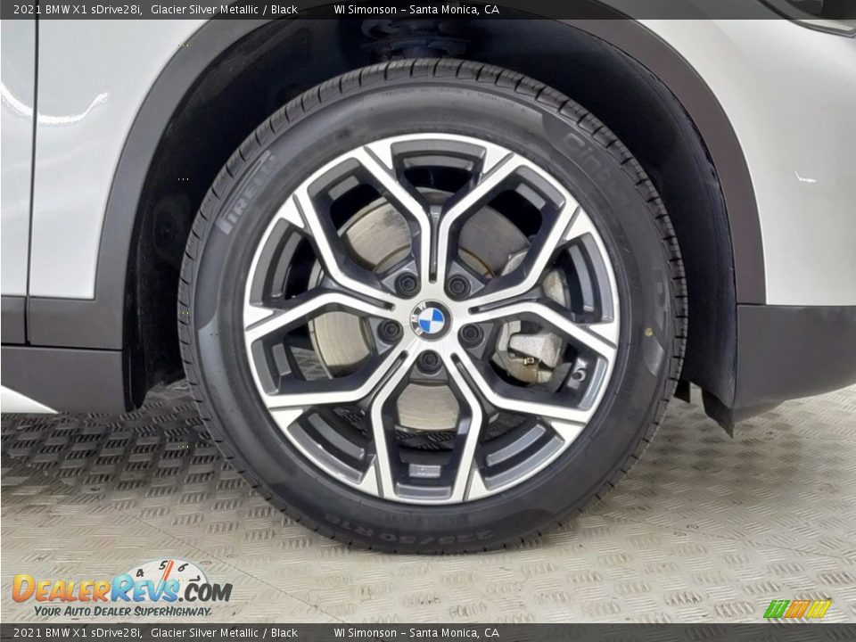 2021 BMW X1 sDrive28i Glacier Silver Metallic / Black Photo #4