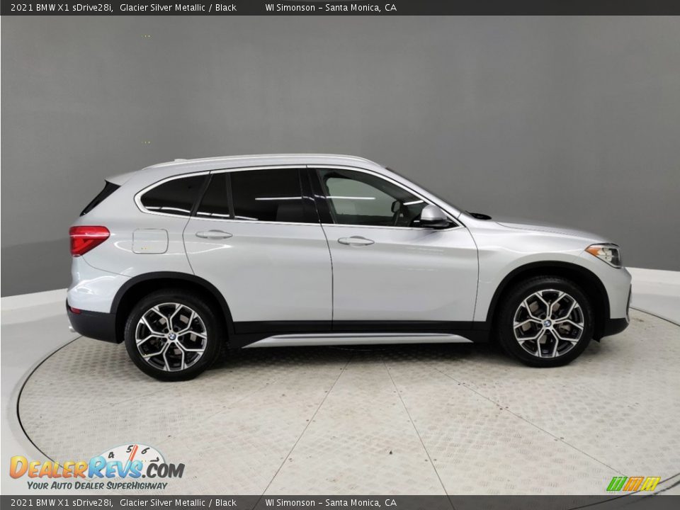 2021 BMW X1 sDrive28i Glacier Silver Metallic / Black Photo #5