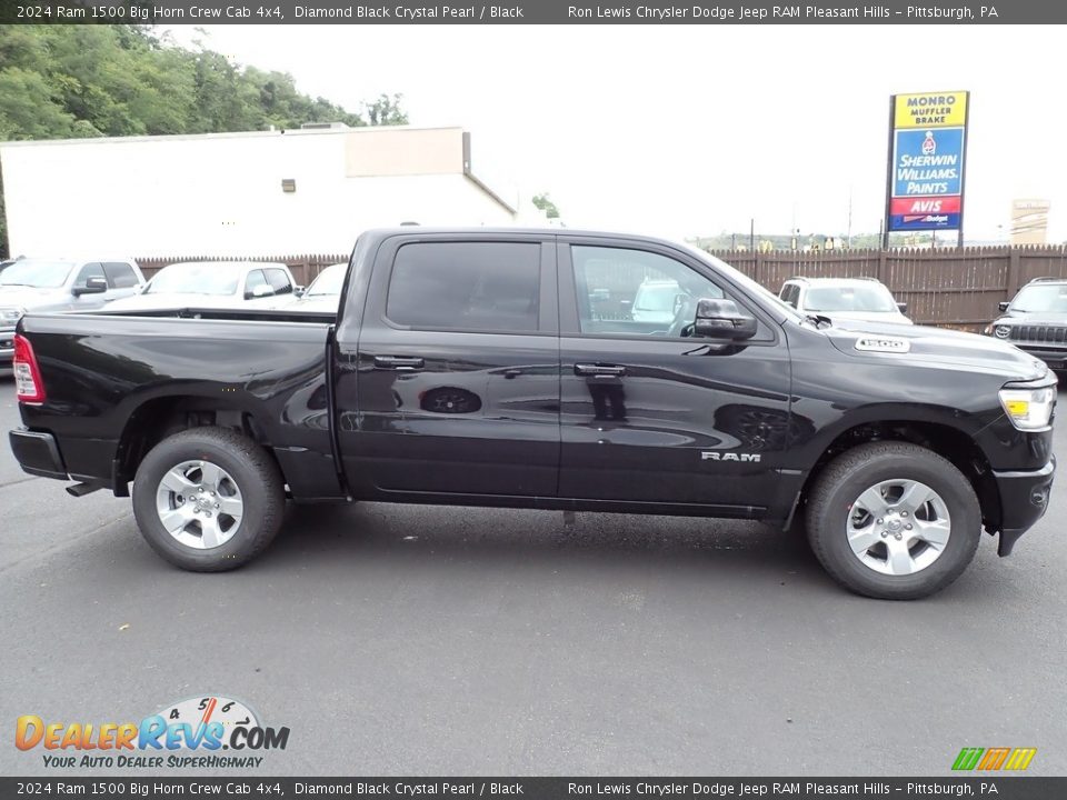 2024 Ram 1500 Big Horn Crew Cab 4x4 Diamond Black Crystal Pearl / Black Photo #8