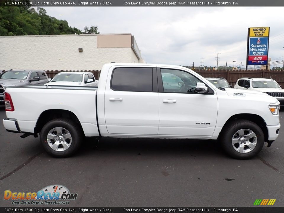 2024 Ram 1500 Big Horn Crew Cab 4x4 Bright White / Black Photo #8