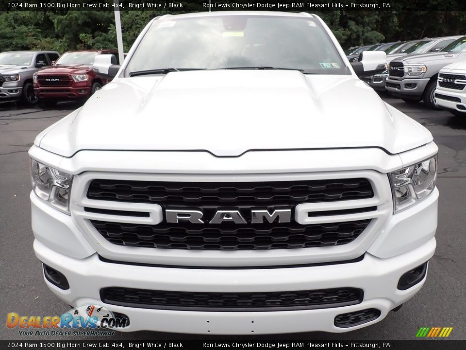 2024 Ram 1500 Big Horn Crew Cab 4x4 Bright White / Black Photo #10