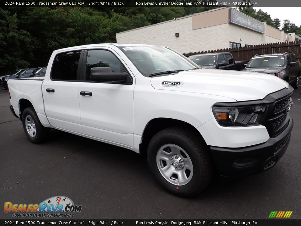 2024 Ram 1500 Tradesman Crew Cab 4x4 Bright White / Black Photo #9