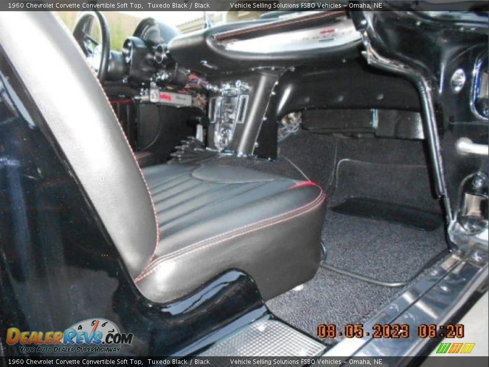 Front Seat of 1960 Chevrolet Corvette Convertible Soft Top Photo #9