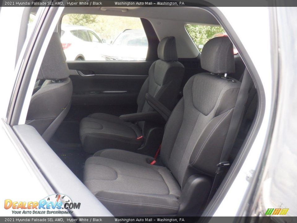 Rear Seat of 2021 Hyundai Palisade SEL AWD Photo #27