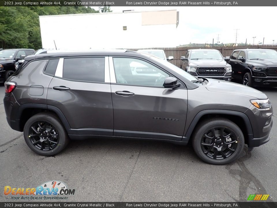 2023 Jeep Compass Altitude 4x4 Granite Crystal Metallic / Black Photo #7