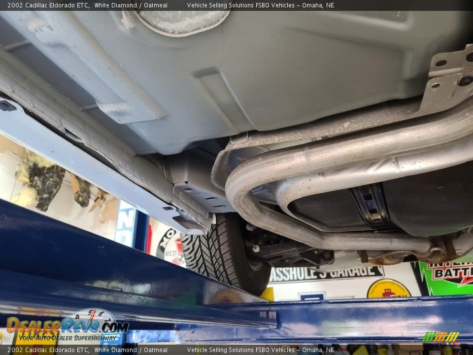 Undercarriage of 2002 Cadillac Eldorado ETC Photo #13