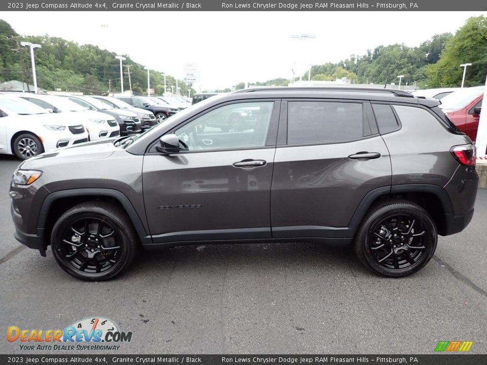 2023 Jeep Compass Altitude 4x4 Granite Crystal Metallic / Black Photo #2