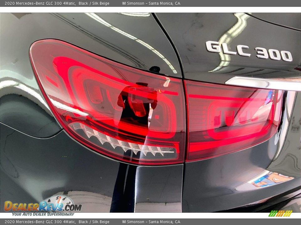 2020 Mercedes-Benz GLC 300 4Matic Black / Silk Beige Photo #29
