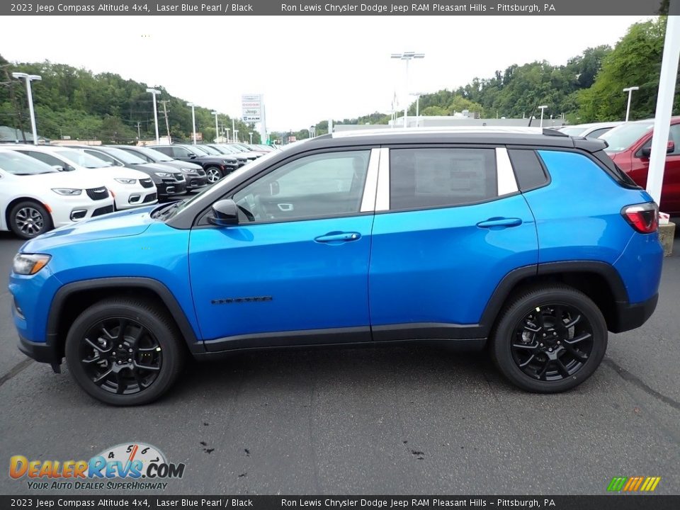 2023 Jeep Compass Altitude 4x4 Laser Blue Pearl / Black Photo #2