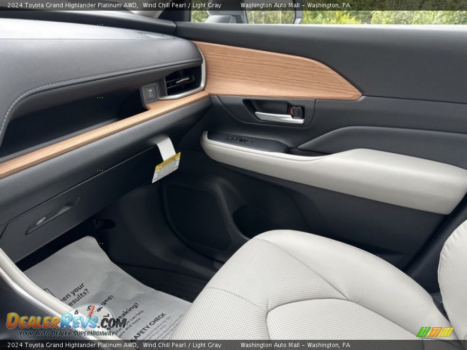 Door Panel of 2024 Toyota Grand Highlander Platinum AWD Photo #14