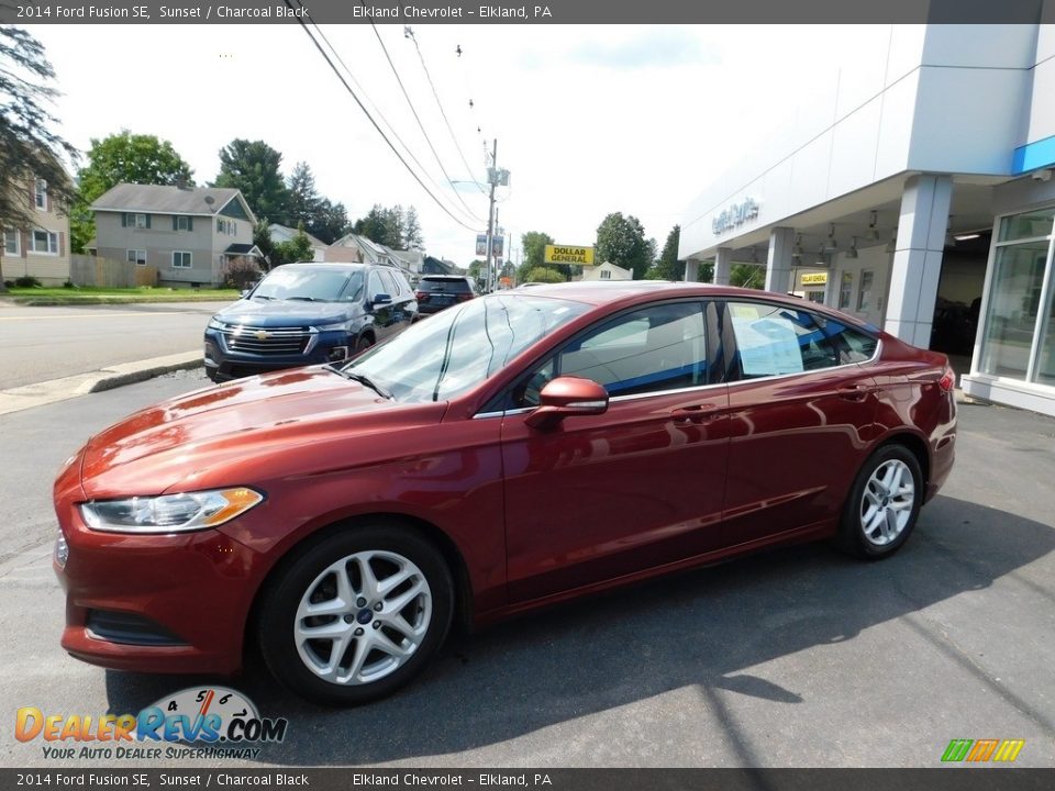 2014 Ford Fusion SE Sunset / Charcoal Black Photo #1