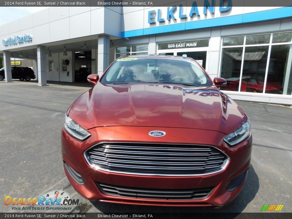 2014 Ford Fusion SE Sunset / Charcoal Black Photo #4