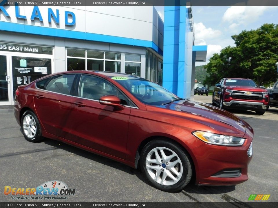 2014 Ford Fusion SE Sunset / Charcoal Black Photo #6