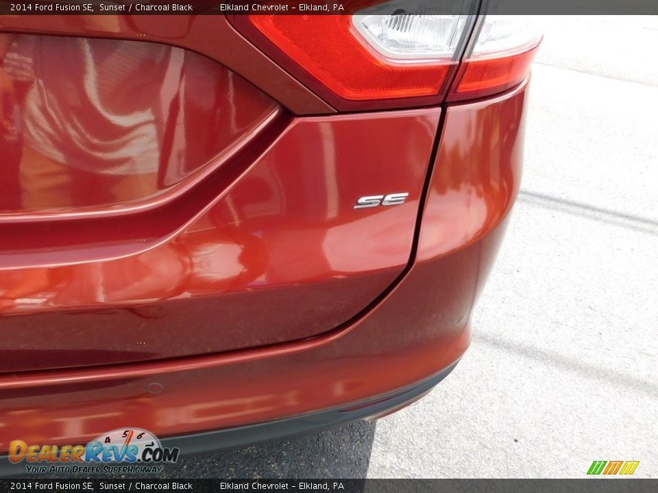 2014 Ford Fusion SE Sunset / Charcoal Black Photo #15