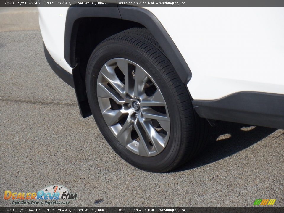 2020 Toyota RAV4 XLE Premium AWD Super White / Black Photo #15