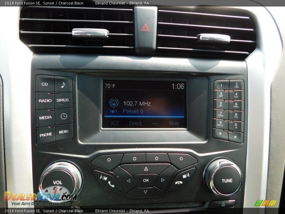 2014 Ford Fusion SE Sunset / Charcoal Black Photo #30