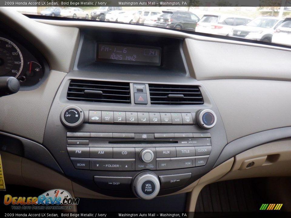 2009 Honda Accord LX Sedan Bold Beige Metallic / Ivory Photo #17