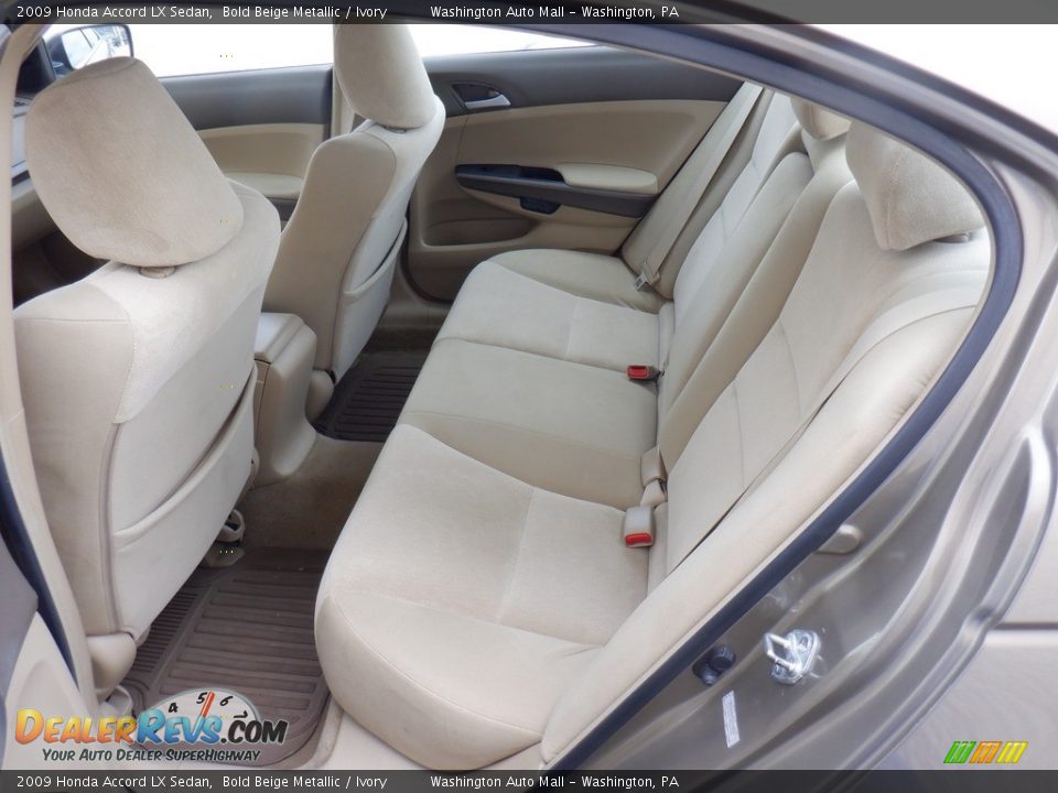 2009 Honda Accord LX Sedan Bold Beige Metallic / Ivory Photo #25