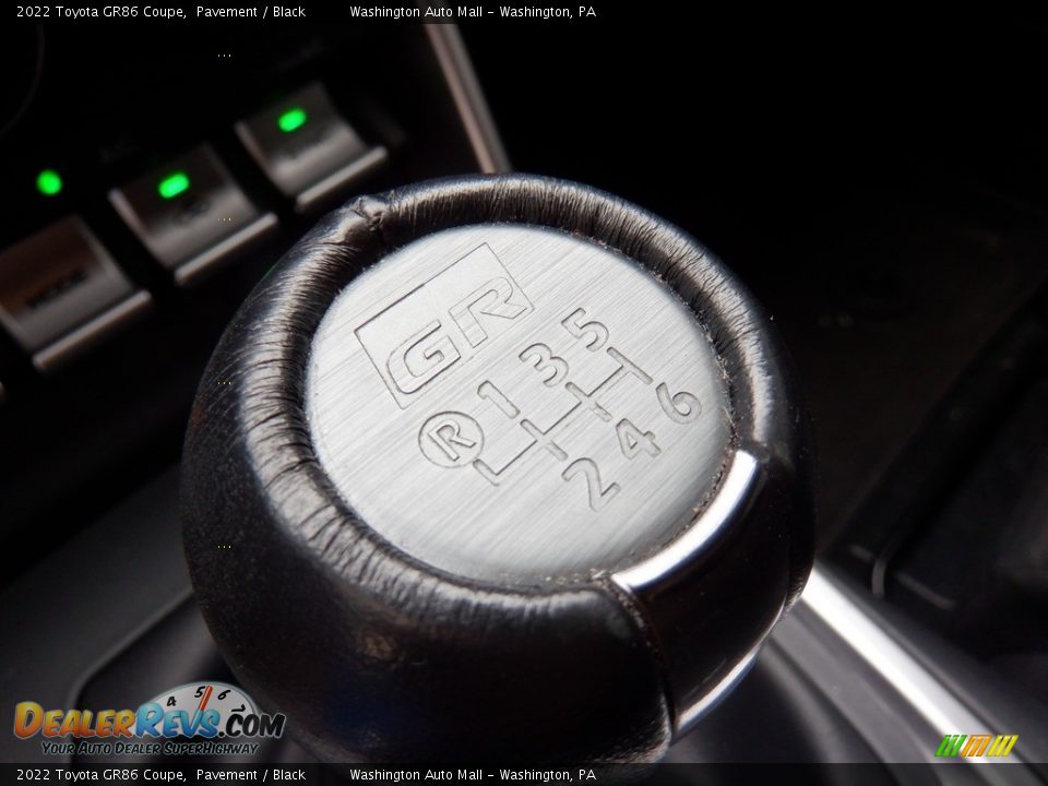 2022 Toyota GR86 Coupe Shifter Photo #28