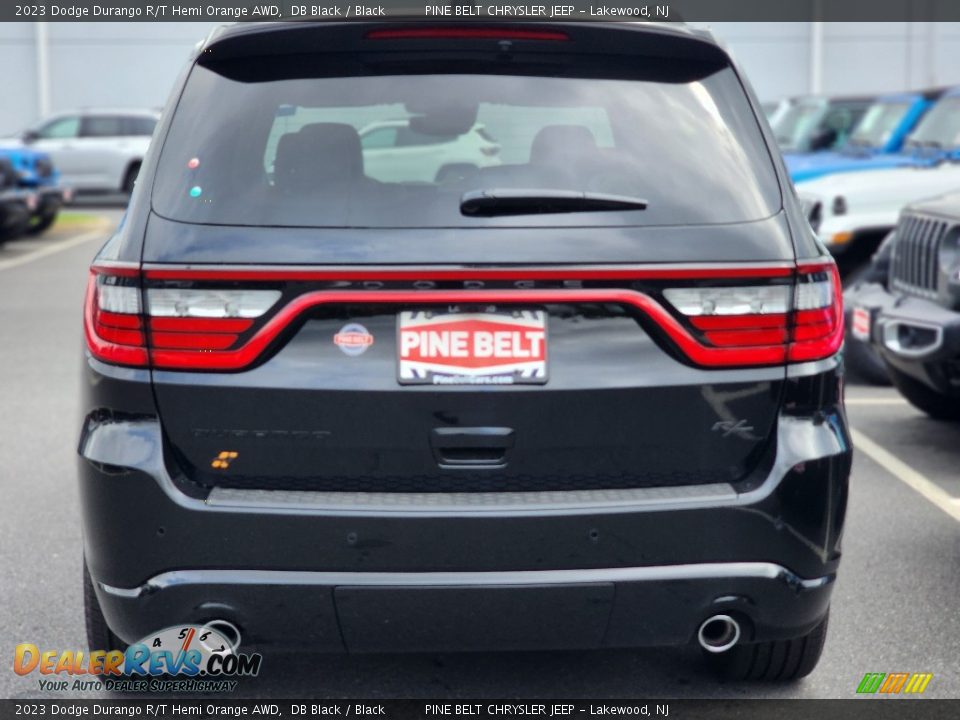 Exhaust of 2023 Dodge Durango R/T Hemi Orange AWD Photo #6