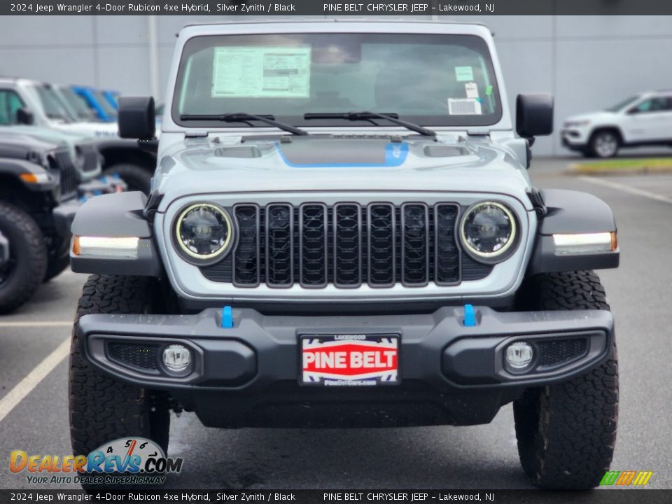 2024 Jeep Wrangler 4-Door Rubicon 4xe Hybrid Silver Zynith / Black Photo #2