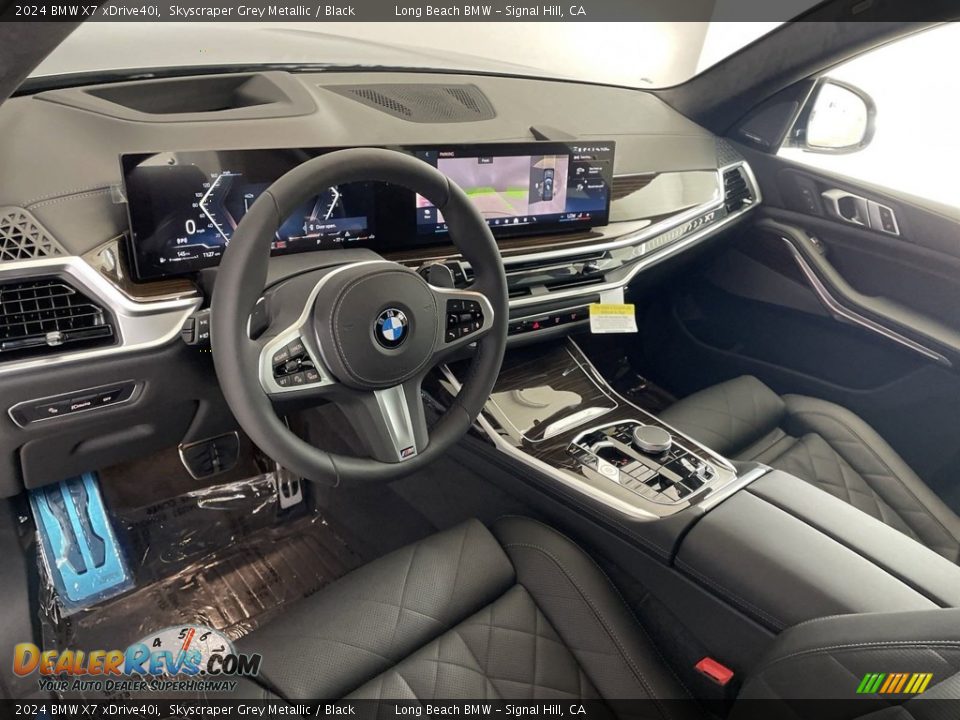 Black Interior - 2024 BMW X7 xDrive40i Photo #12