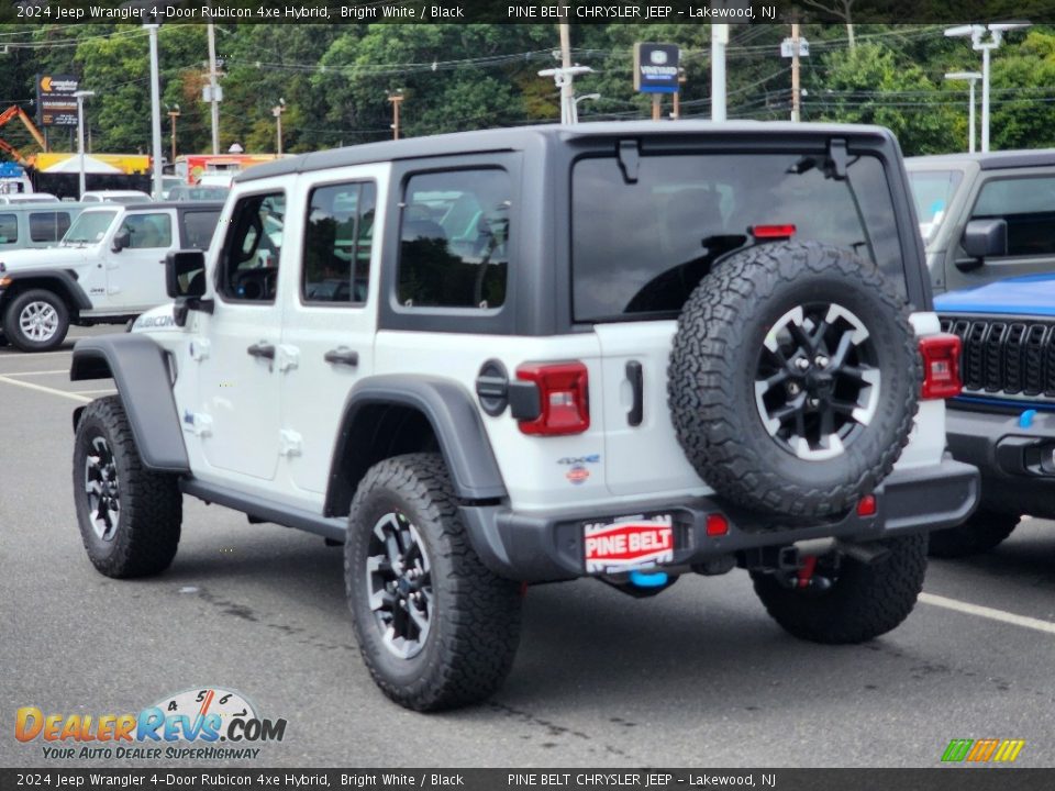 2024 Jeep Wrangler 4-Door Rubicon 4xe Hybrid Bright White / Black Photo #4