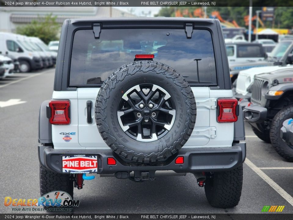 2024 Jeep Wrangler 4-Door Rubicon 4xe Hybrid Bright White / Black Photo #6