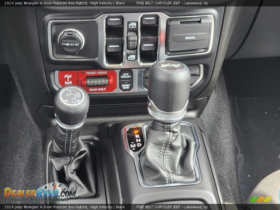2024 Jeep Wrangler 4-Door Rubicon 4xe Hybrid Shifter Photo #14